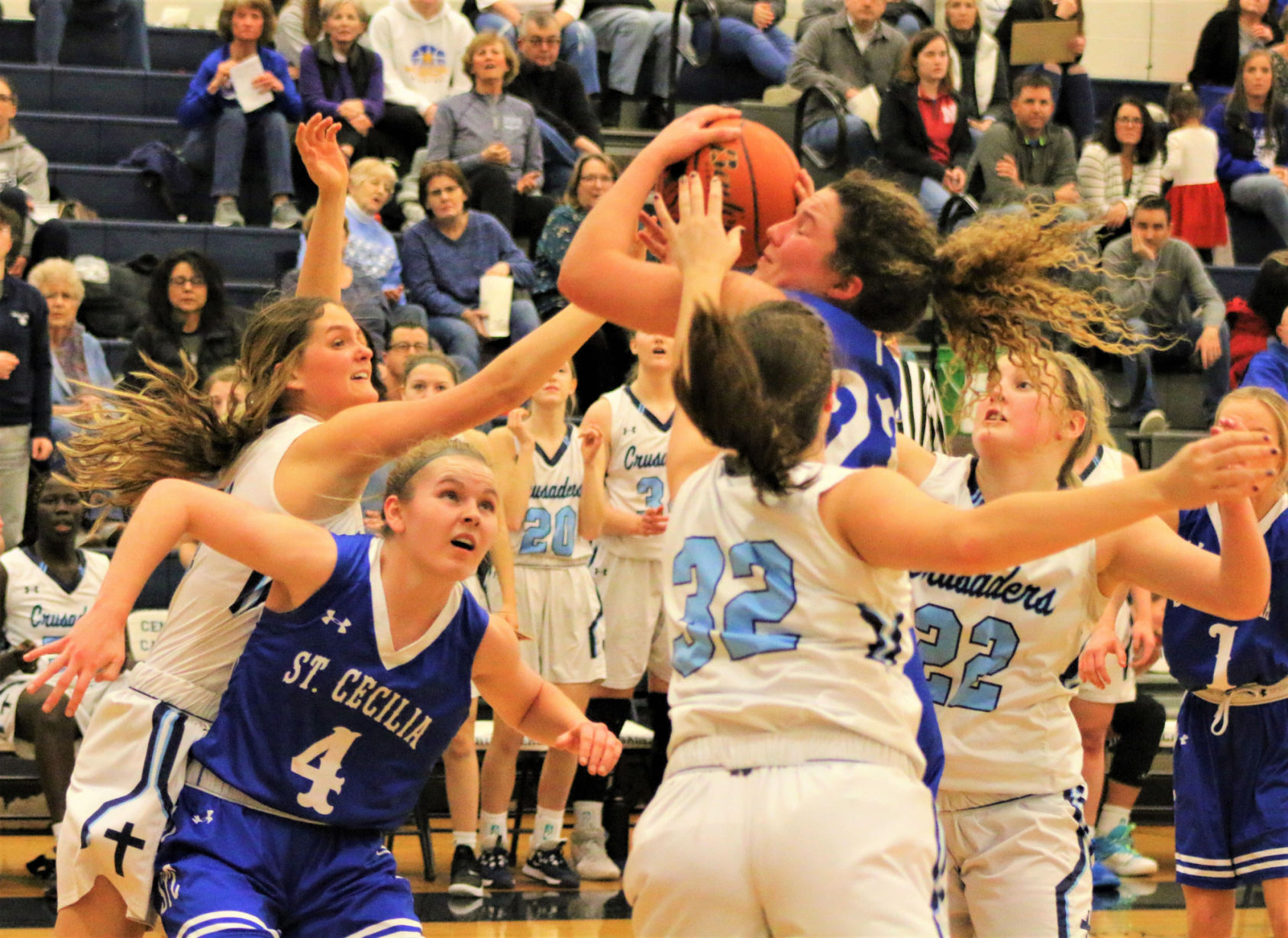021420_HSC_girls_rebound_JS.JPG
